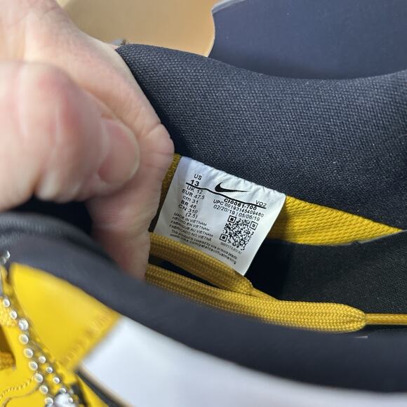 Nike Air Force 1 Low \'07 LV8 “Dark Sulfur” CI0061-700